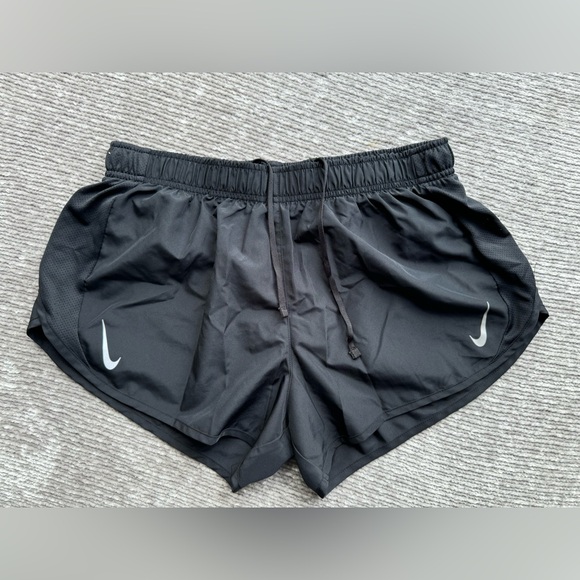 Nike Dri-FIT Tempo Race Women's Running Shorts Black/White Size L - Picture 4 of 9